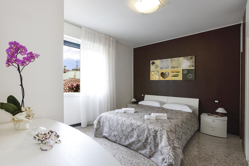 Brick House Treviso Apartment ภายนอก รูปภาพ
